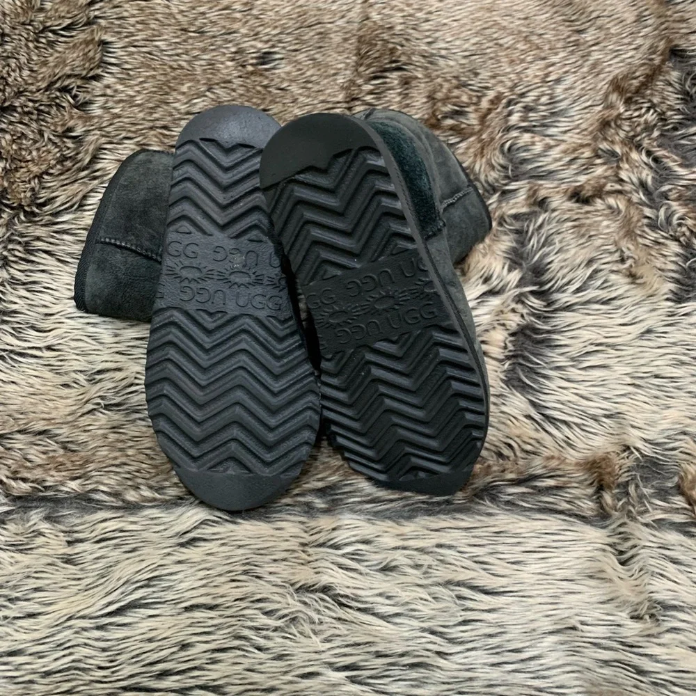 Ugg classic short Black Size W6 #5825